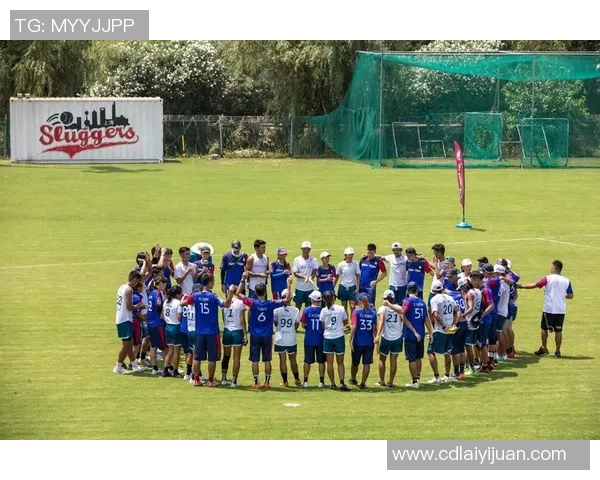 南京飞盘队包夹战术解析与飞盘运动的魅力探讨 南京飞盘队包夹战术解析与飞盘运动的魅力探讨